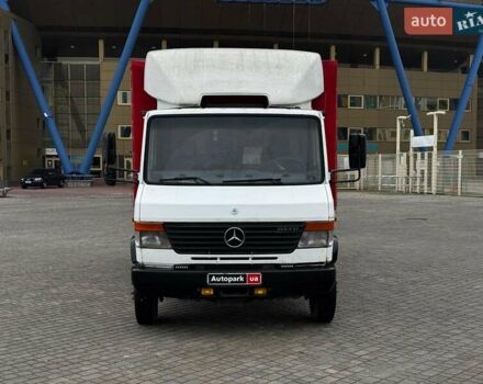 Білий Мерседес Варіо, об'ємом двигуна 4.2 л та пробігом 496 тис. км за 8390 $, фото 22 на Automoto.ua