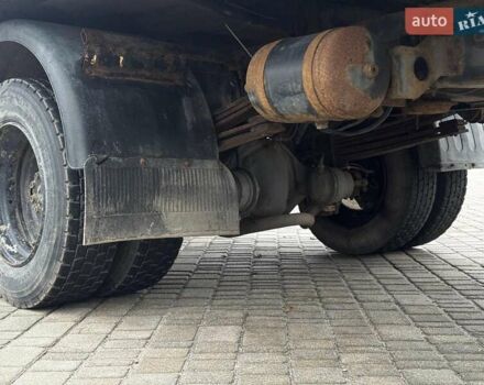 Білий Мерседес Варіо, об'ємом двигуна 4.2 л та пробігом 496 тис. км за 8390 $, фото 19 на Automoto.ua