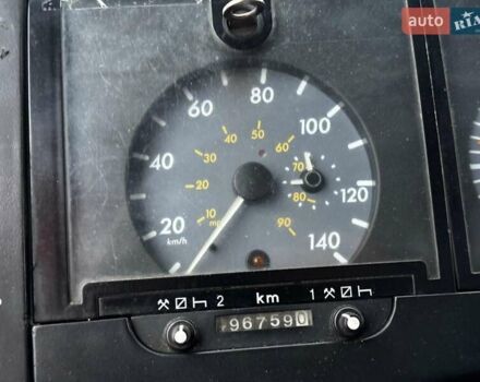 Білий Мерседес Варіо, об'ємом двигуна 4.2 л та пробігом 496 тис. км за 8390 $, фото 13 на Automoto.ua