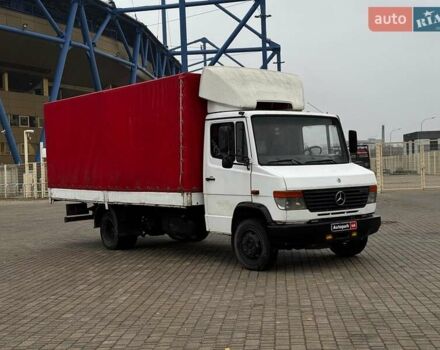 Білий Мерседес Варіо, об'ємом двигуна 4.2 л та пробігом 496 тис. км за 8390 $, фото 7 на Automoto.ua