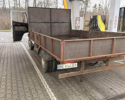 Білий Мерседес Варіо, об'ємом двигуна 4.25 л та пробігом 350 тис. км за 7200 $, фото 2 на Automoto.ua