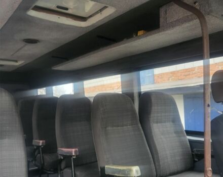 Білий Мерседес Варіо, об'ємом двигуна 4 л та пробігом 959 тис. км за 7500 $, фото 5 на Automoto.ua