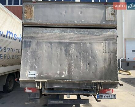 Белый Мерседес Варио, объемом двигателя 4.2 л и пробегом 600 тыс. км за 10000 $, фото 14 на Automoto.ua