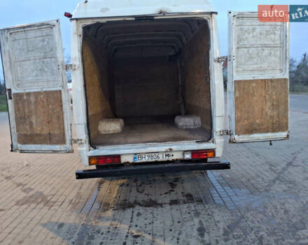 Білий Мерседес Варіо, об'ємом двигуна 2.87 л та пробігом 370 тис. км за 5500 $, фото 3 на Automoto.ua