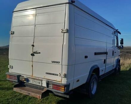 Белый Мерседес Варио, объемом двигателя 4.3 л и пробегом 485 тыс. км за 12500 $, фото 1 на Automoto.ua