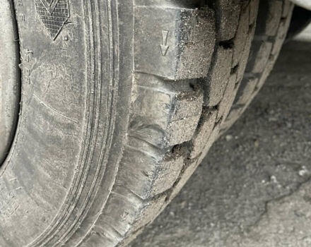 Білий Мерседес Варіо, об'ємом двигуна 4.2 л та пробігом 407 тис. км за 7000 $, фото 10 на Automoto.ua