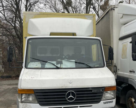 Білий Мерседес Варіо, об'ємом двигуна 4.2 л та пробігом 407 тис. км за 7000 $, фото 1 на Automoto.ua