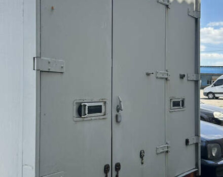 Білий Мерседес Варіо, об'ємом двигуна 4.25 л та пробігом 265 тис. км за 22000 $, фото 6 на Automoto.ua