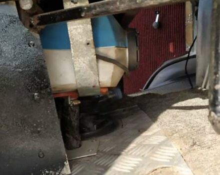 Білий Мерседес Варіо, об'ємом двигуна 4.2 л та пробігом 500 тис. км за 9000 $, фото 10 на Automoto.ua