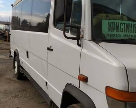 Білий Мерседес Варіо, об'ємом двигуна 4.2 л та пробігом 500 тис. км за 9000 $, фото 5 на Automoto.ua