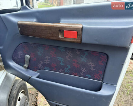 Белый Мерседес Варио, объемом двигателя 4.25 л и пробегом 582 тыс. км за 11500 $, фото 22 на Automoto.ua