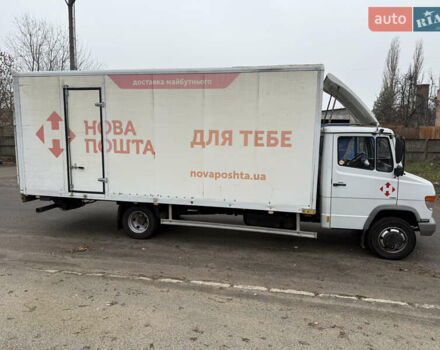 Белый Мерседес Варио, объемом двигателя 4.25 л и пробегом 582 тыс. км за 11500 $, фото 1 на Automoto.ua