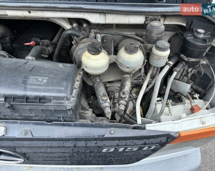 Белый Мерседес Варио, объемом двигателя 4.25 л и пробегом 582 тыс. км за 11500 $, фото 16 на Automoto.ua