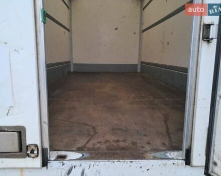 Белый Мерседес Варио, объемом двигателя 4.25 л и пробегом 327 тыс. км за 23500 $, фото 15 на Automoto.ua