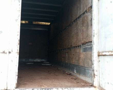 Білий Мерседес Варіо, об'ємом двигуна 4 л та пробігом 754 тис. км за 7700 $, фото 2 на Automoto.ua