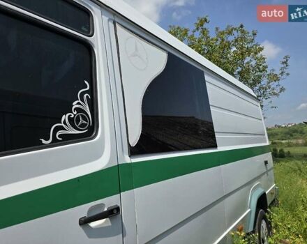 Белый Мерседес Варио, объемом двигателя 2.87 л и пробегом 422 тыс. км за 12999 $, фото 7 на Automoto.ua