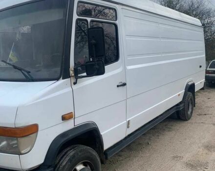 Мерседес Варио 1998 в Коростене на Automoto.ua Белый Мерседес Варио, объемом двигателя 4.2 л и пробегом 2 тыс. км за 12150 $, фото 1 на Automoto.ua