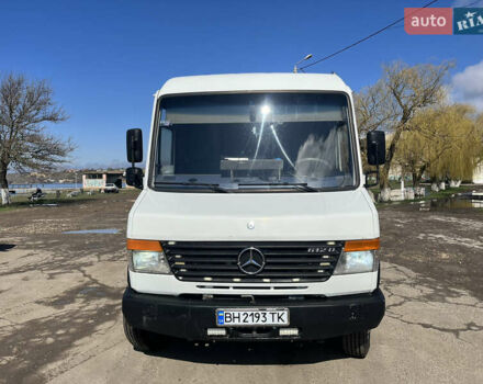 Білий Мерседес Варіо, об'ємом двигуна 2.87 л та пробігом 561 тис. км за 8000 $, фото 4 на Automoto.ua
