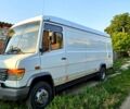 Білий Мерседес Варіо, об'ємом двигуна 4.2 л та пробігом 650 тис. км за 15000 $, фото 6 на Automoto.ua