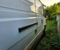 Білий Мерседес Варіо, об'ємом двигуна 4.2 л та пробігом 650 тис. км за 15000 $, фото 1 на Automoto.ua