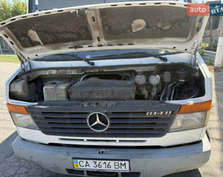 Мерседес Варио 2003 в Умани на Automoto.ua Белый Мерседес Варио, объемом двигателя 4.25 л и пробегом 500 тыс. км за 12300 $, фото 10 на Automoto.ua