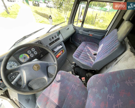 Мерседес Варио 2004 в Сваляве на Automoto.ua Белый Мерседес Варио, объемом двигателя 4.3 л и пробегом 470 тыс. км за 14700 $, фото 14 на Automoto.ua