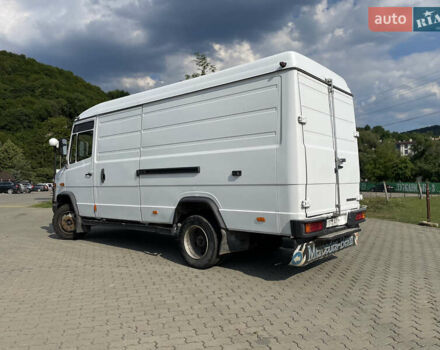 Мерседес Варио 2004 в Сваляве на Automoto.ua Белый Мерседес Варио, объемом двигателя 4.3 л и пробегом 470 тыс. км за 14700 $, фото 2 на Automoto.ua