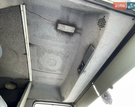 Мерседес Варио 2004 в Сваляве на Automoto.ua Белый Мерседес Варио, объемом двигателя 4.3 л и пробегом 470 тыс. км за 14700 $, фото 7 на Automoto.ua