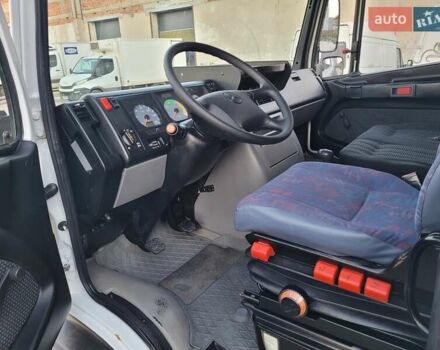 Білий Мерседес Варіо, об'ємом двигуна 4.25 л та пробігом 557 тис. км за 21500 $, фото 8 на Automoto.ua