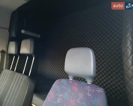 Білий Мерседес Варіо, об'ємом двигуна 4.25 л та пробігом 557 тис. км за 21500 $, фото 11 на Automoto.ua