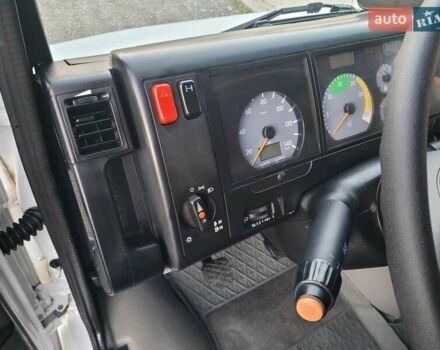 Білий Мерседес Варіо, об'ємом двигуна 4.25 л та пробігом 557 тис. км за 21500 $, фото 13 на Automoto.ua