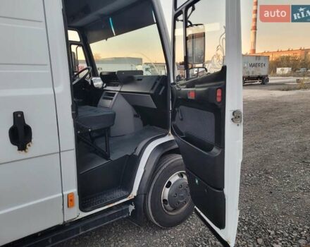 Білий Мерседес Варіо, об'ємом двигуна 4.25 л та пробігом 557 тис. км за 21500 $, фото 21 на Automoto.ua