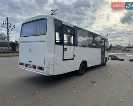 Білий Мерседес Варіо, об'ємом двигуна 3.97 л та пробігом 600 тис. км за 9300 $, фото 22 на Automoto.ua