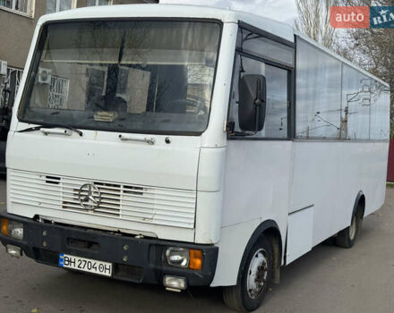 Білий Мерседес Варіо, об'ємом двигуна 3.97 л та пробігом 600 тис. км за 9300 $, фото 12 на Automoto.ua