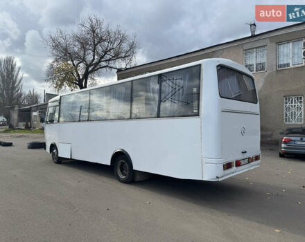 Білий Мерседес Варіо, об'ємом двигуна 3.97 л та пробігом 600 тис. км за 9300 $, фото 18 на Automoto.ua