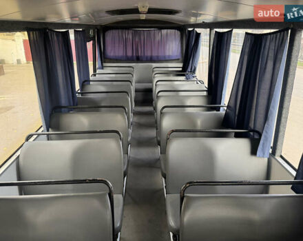 Білий Мерседес Варіо, об'ємом двигуна 3.97 л та пробігом 600 тис. км за 9300 $, фото 23 на Automoto.ua