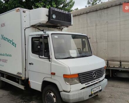 Білий Мерседес Варіо, об'ємом двигуна 4.25 л та пробігом 665 тис. км за 7500 $, фото 1 на Automoto.ua