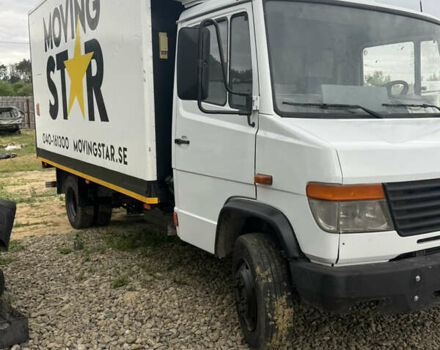 Білий Мерседес Варіо, об'ємом двигуна 4.25 л та пробігом 300 тис. км за 12000 $, фото 2 на Automoto.ua