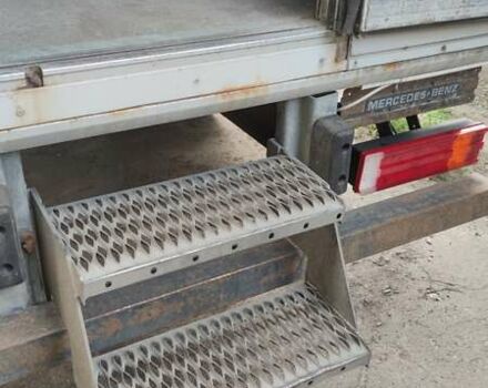 Білий Мерседес Варіо, об'ємом двигуна 4.25 л та пробігом 665 тис. км за 7500 $, фото 5 на Automoto.ua