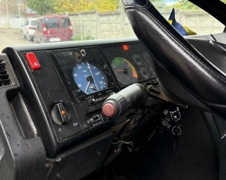 Білий Мерседес Варіо, об'ємом двигуна 4.25 л та пробігом 600 тис. км за 10500 $, фото 7 на Automoto.ua