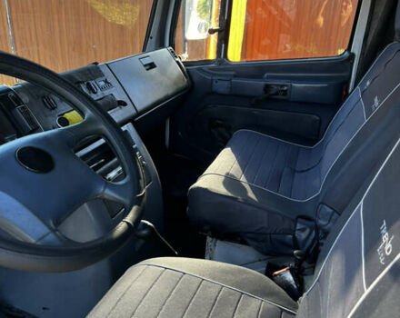 Белый Мерседес Варио, объемом двигателя 4.25 л и пробегом 633 тыс. км за 10500 $, фото 9 на Automoto.ua