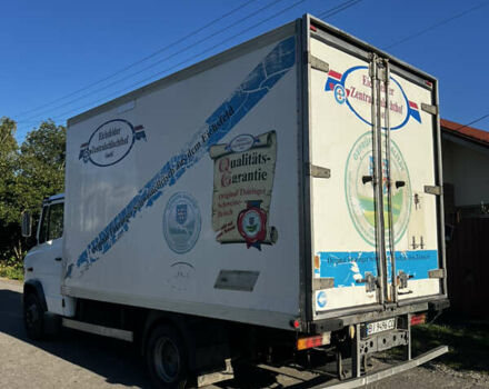 Белый Мерседес Варио, объемом двигателя 4.25 л и пробегом 633 тыс. км за 10500 $, фото 4 на Automoto.ua