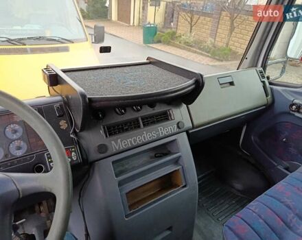 Белый Мерседес Варио, объемом двигателя 4.25 л и пробегом 670 тыс. км за 18000 $, фото 8 на Automoto.ua