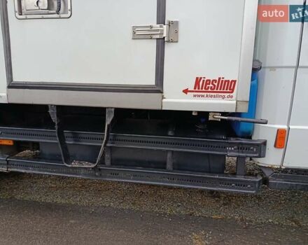 Белый Мерседес Варио, объемом двигателя 4.25 л и пробегом 670 тыс. км за 18000 $, фото 4 на Automoto.ua