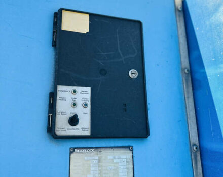 Білий Мерседес Варіо, об'ємом двигуна 4.25 л та пробігом 398 тис. км за 19300 $, фото 11 на Automoto.ua