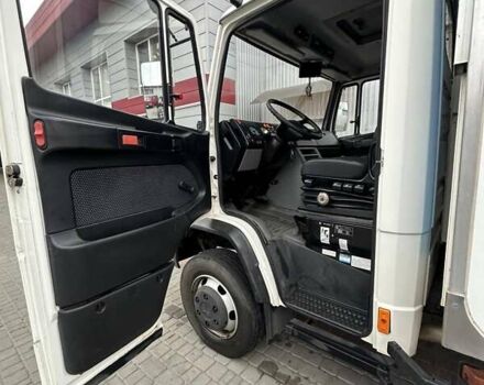 Белый Мерседес Варио, объемом двигателя 4.25 л и пробегом 198 тыс. км за 29000 $, фото 3 на Automoto.ua