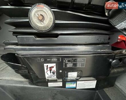 Белый Мерседес Варио, объемом двигателя 4.25 л и пробегом 198 тыс. км за 29000 $, фото 5 на Automoto.ua