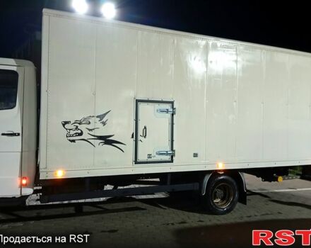 Белый Мерседес Варио, объемом двигателя 4.2 л и пробегом 474 тыс. км за 10600 $, фото 2 на Automoto.ua