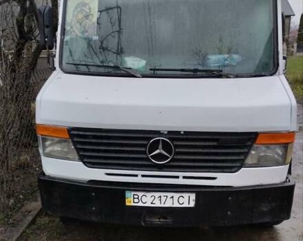 Белый Мерседес Варио, объемом двигателя 4.25 л и пробегом 700 тыс. км за 7500 $, фото 1 на Automoto.ua
