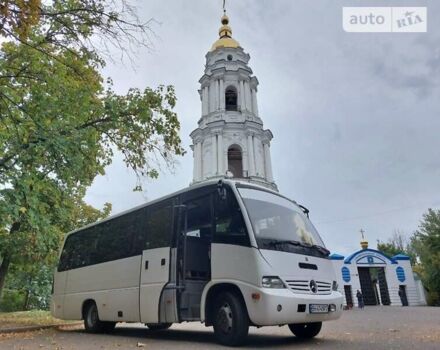 Білий Мерседес Варіо, об'ємом двигуна 4.25 л та пробігом 600 тис. км за 20000 $, фото 5 на Automoto.ua